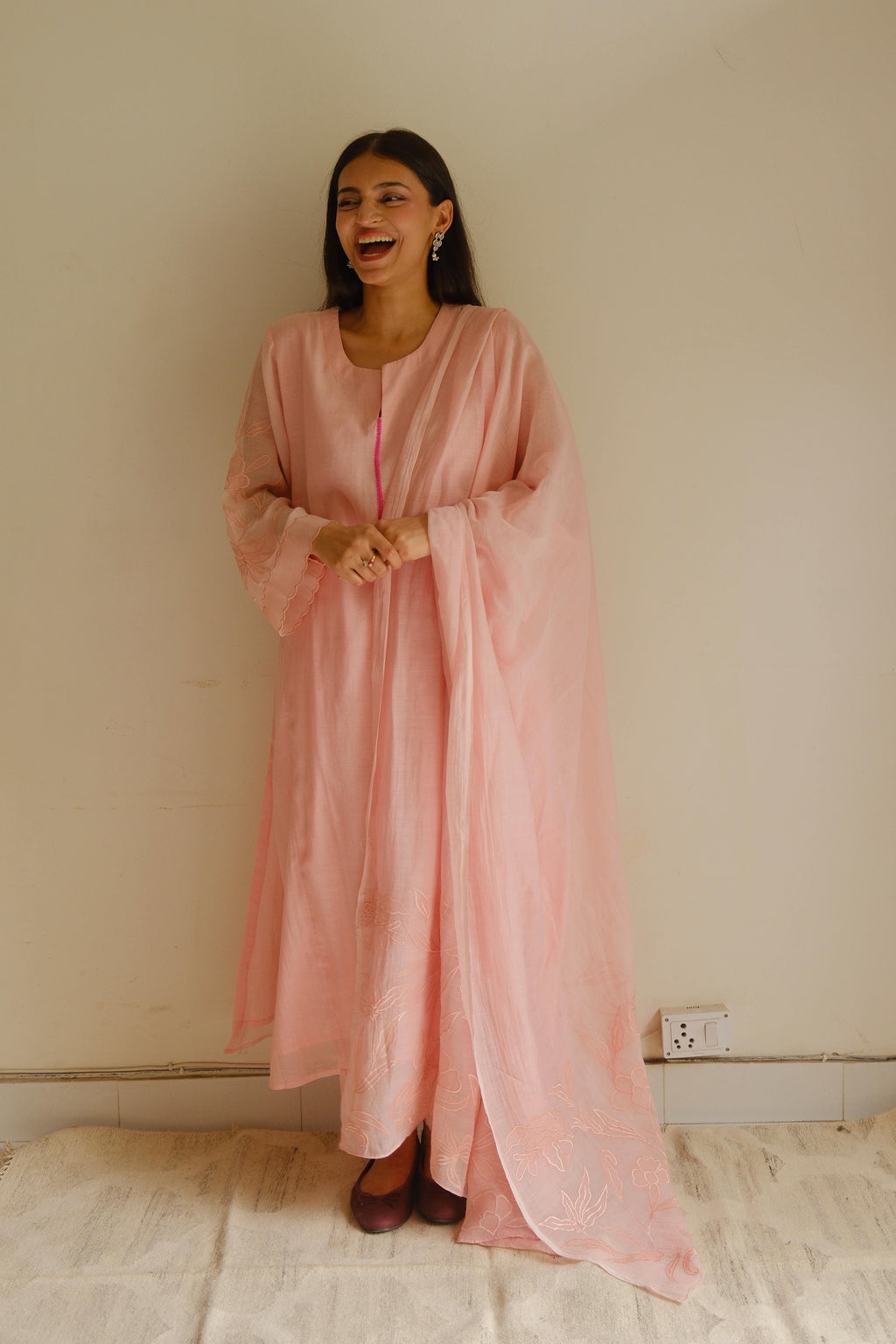 BLUSH APPLIQUE SET
