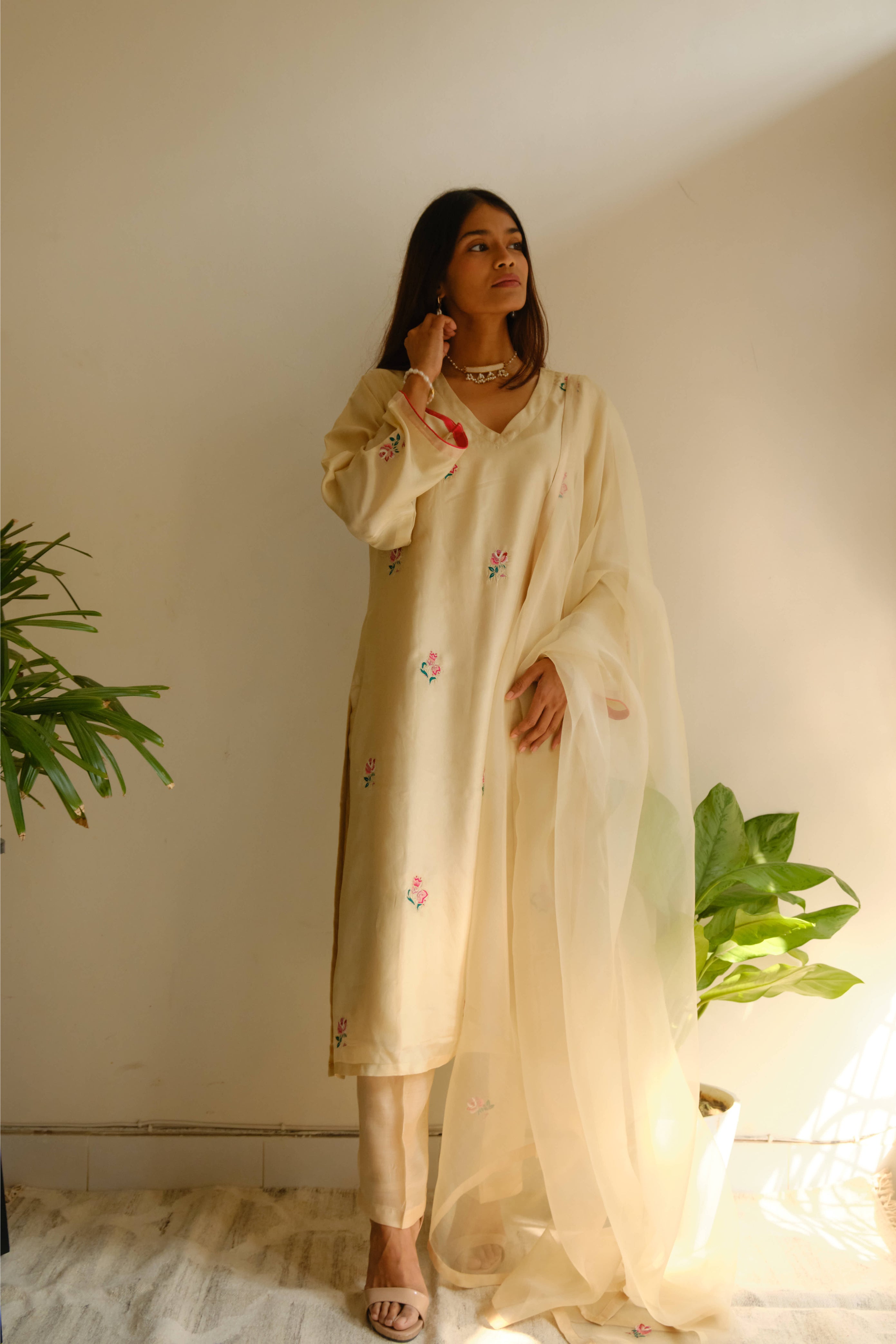 ECRU SILK SET
