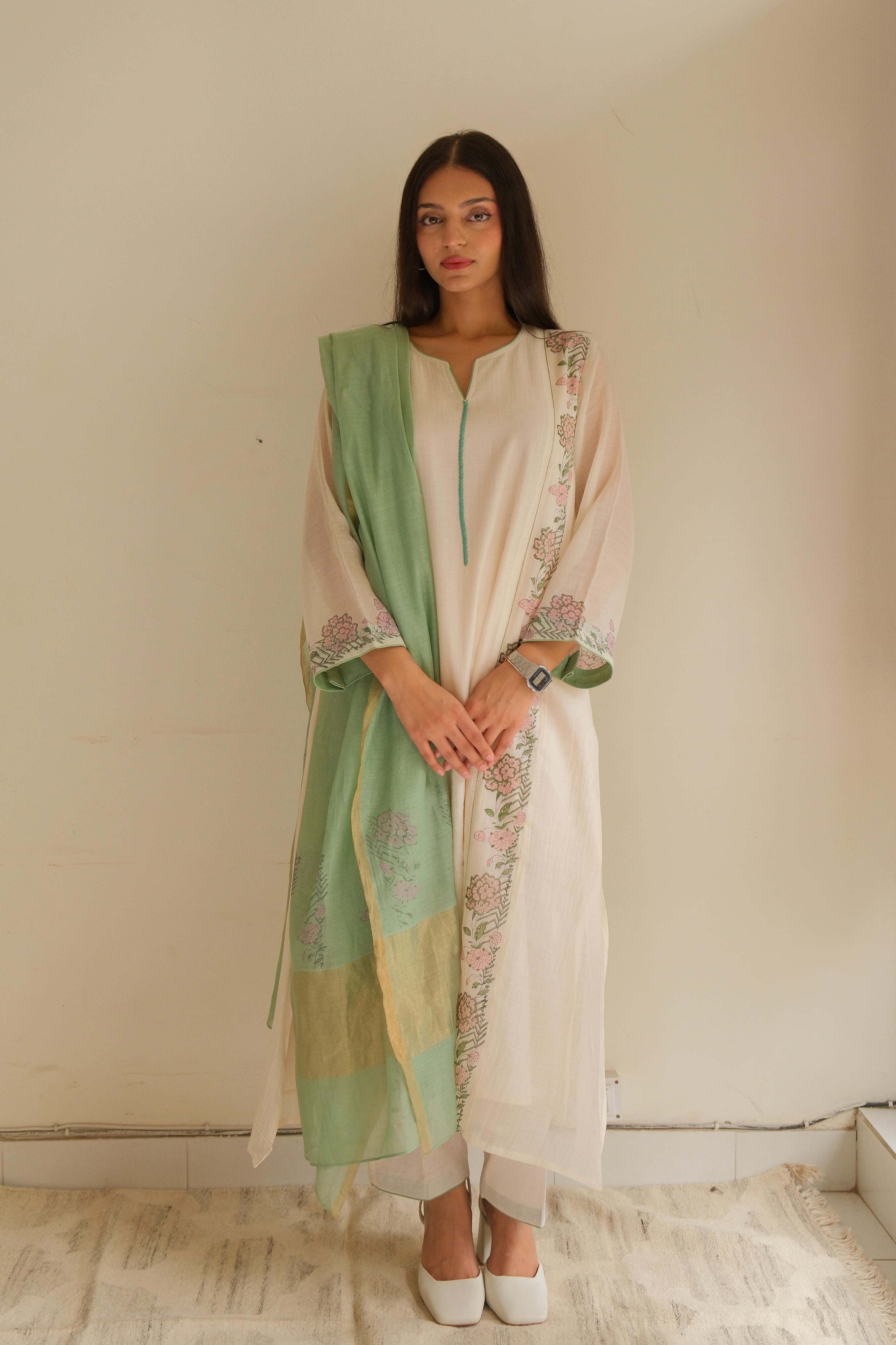 IVORY GREEN PETAL SET