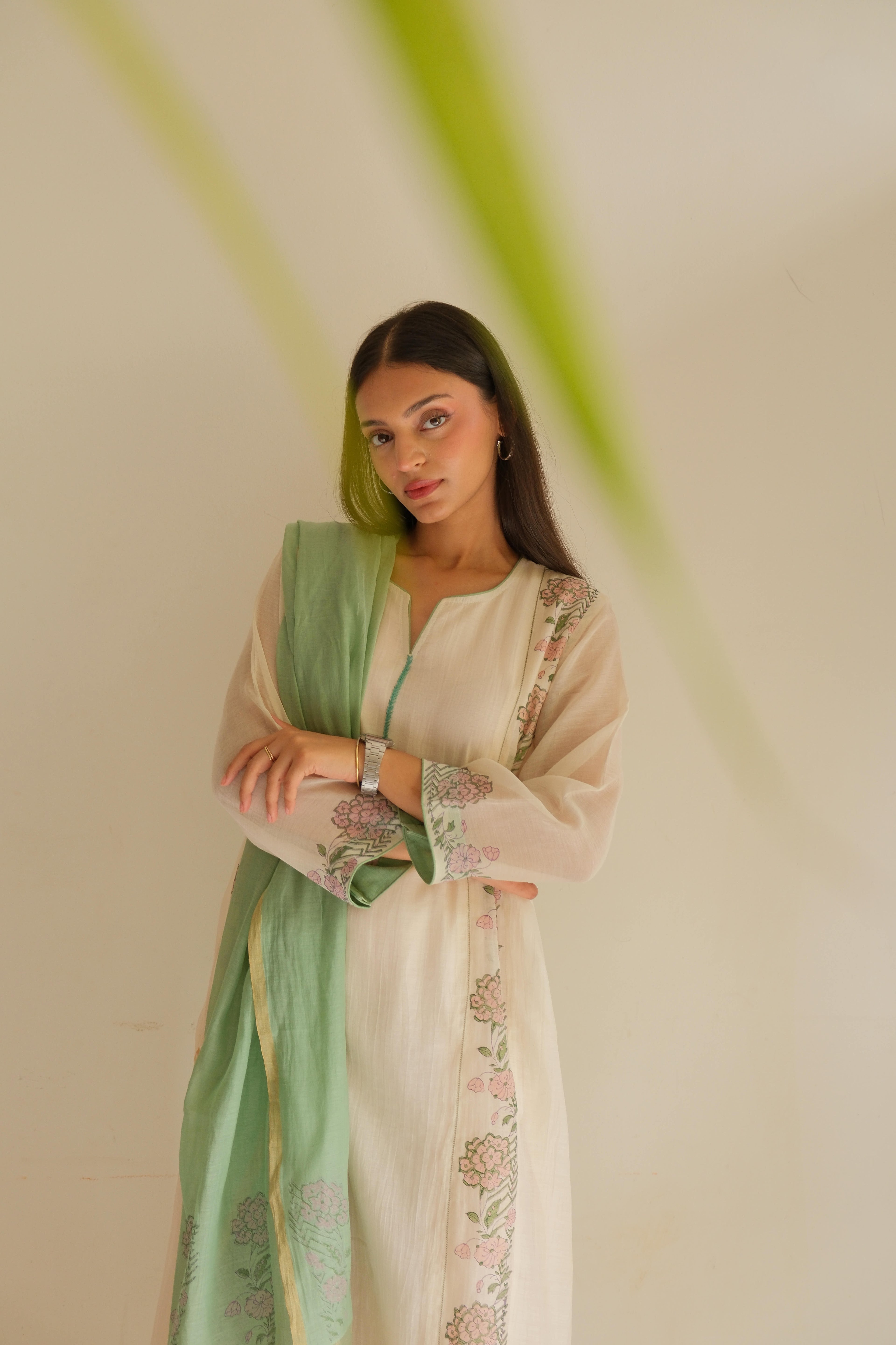 IVORY GREEN PETAL SET